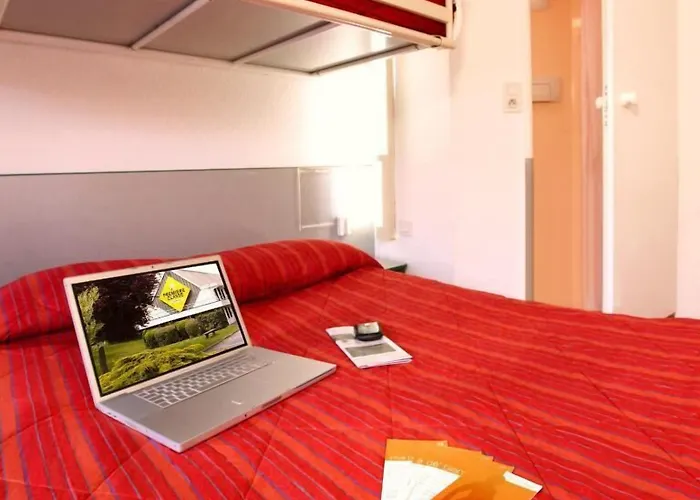 Hotel Premiere Classe 5*